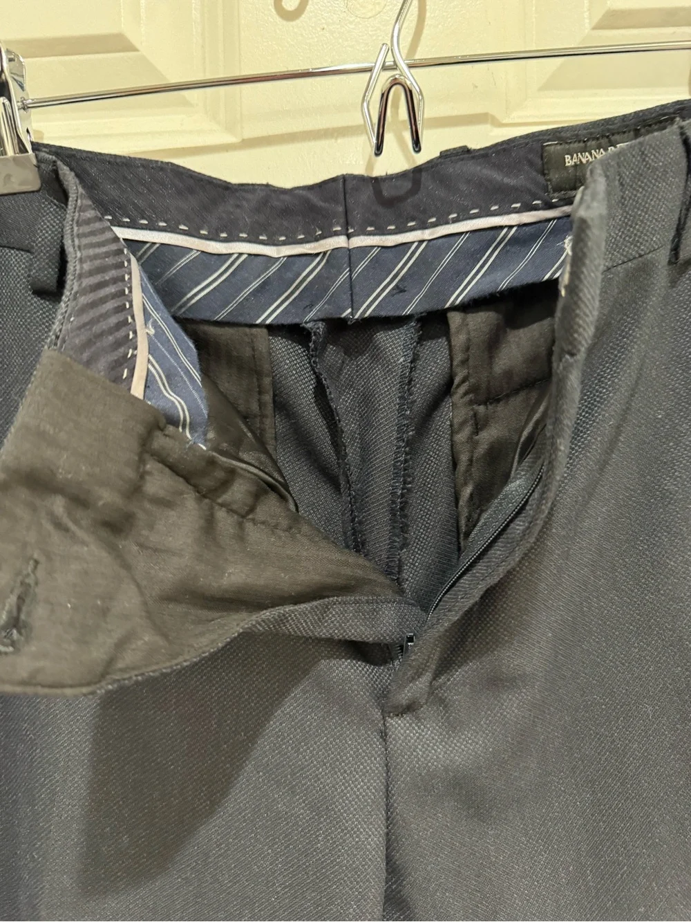 Banana Republic Men's Classic Black Dotted Dress Pants Size 33x30 Slim Fit